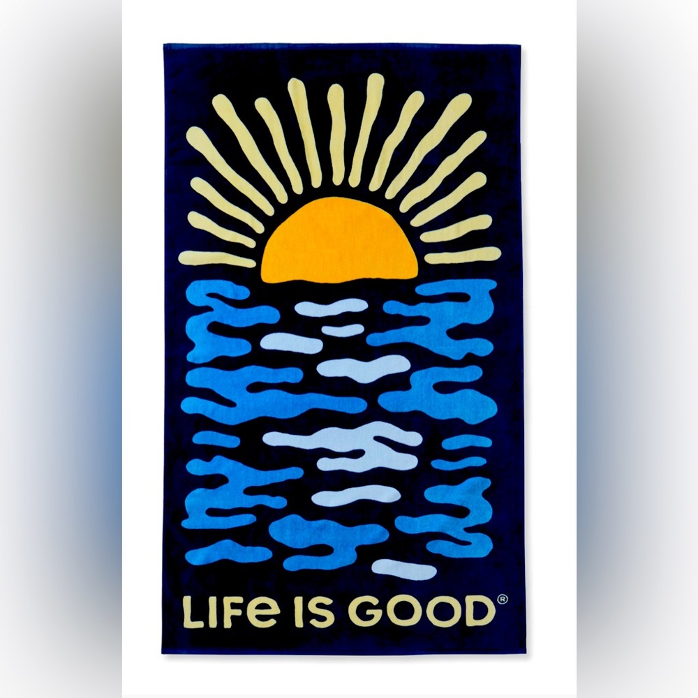 LIFE IS GOOD Large Sunshine Logo Beach Towel 34 x 64 inches NEW